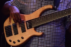 Library_080918_DB_ TonyHands