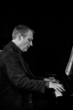 Library_111016_SB_StevePiano3
