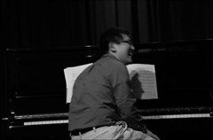 Library_061115_DB_KeigoPiano4