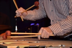 Library_070915_DB_RustyVibeHands1