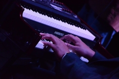 Library_101316_DB_KendallOrganHands2