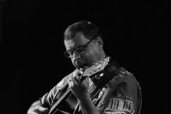 Library_051018_DB_GregGuitar7